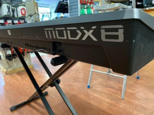 Yamaha - MODX8 5